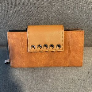Jessica Simpson wallet